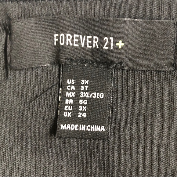 NWOT Camo Sequin Skirt - Picture 5 of 5